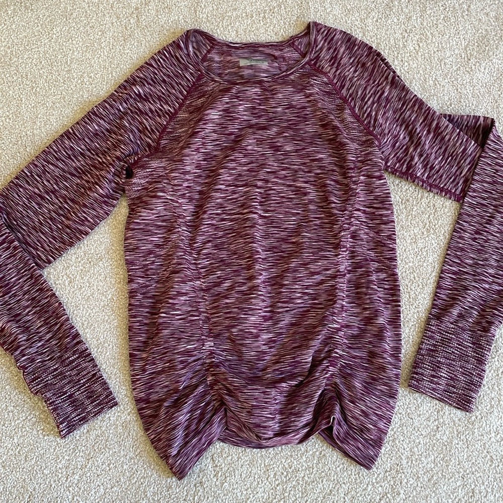 Athleta long sleeve top